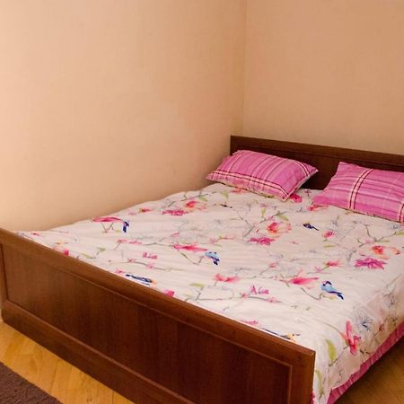 Svobody Avenue Apartment Lviv Ngoại thất bức ảnh